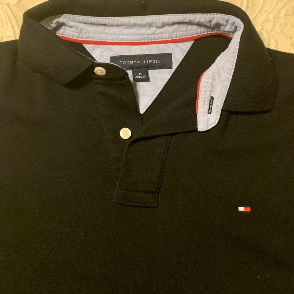 Black Tommy Hilfiger classic polo fit - Picture 2 of 2